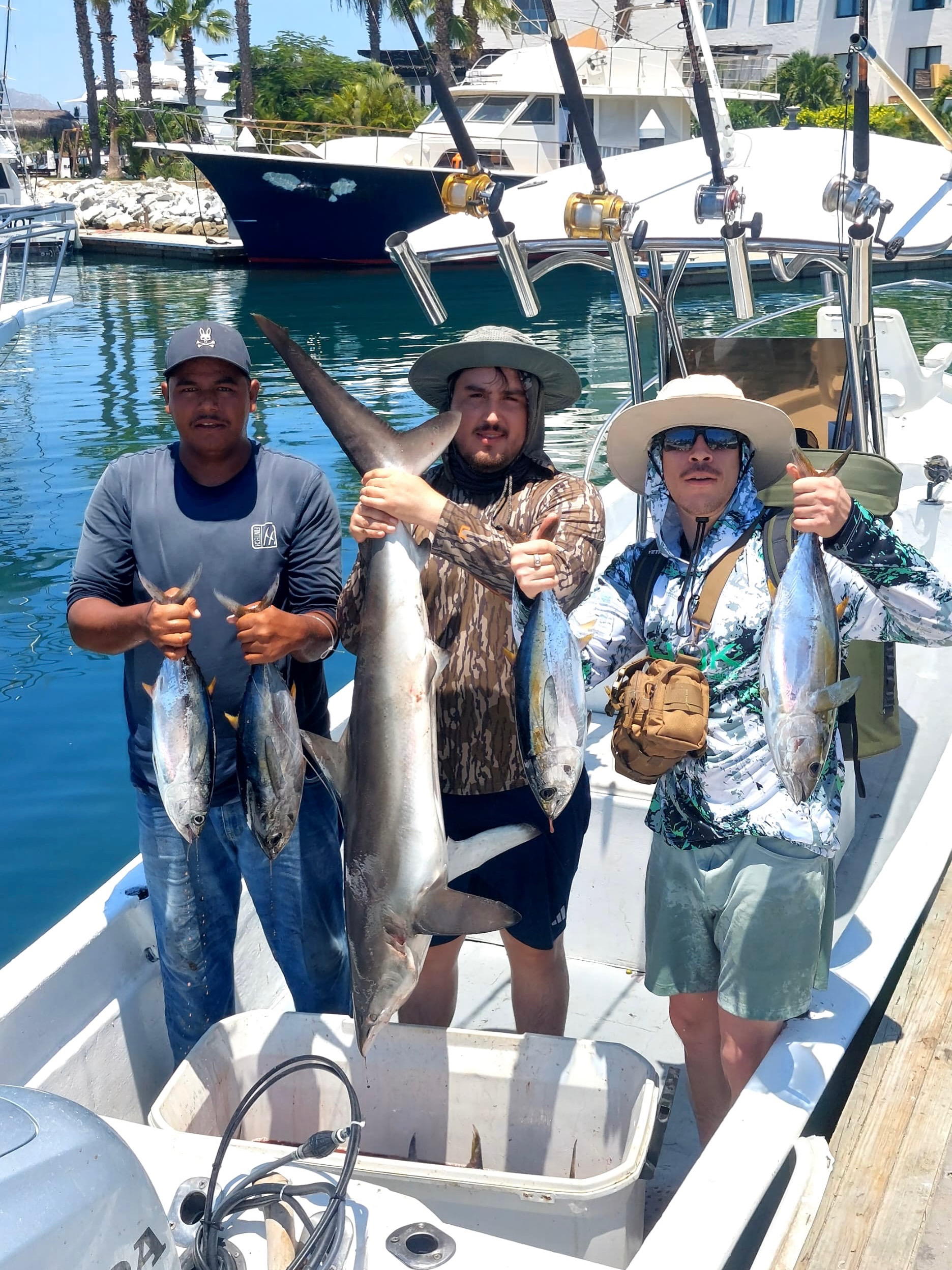 Super Panga 23ft with Yellowfin Tuna catch