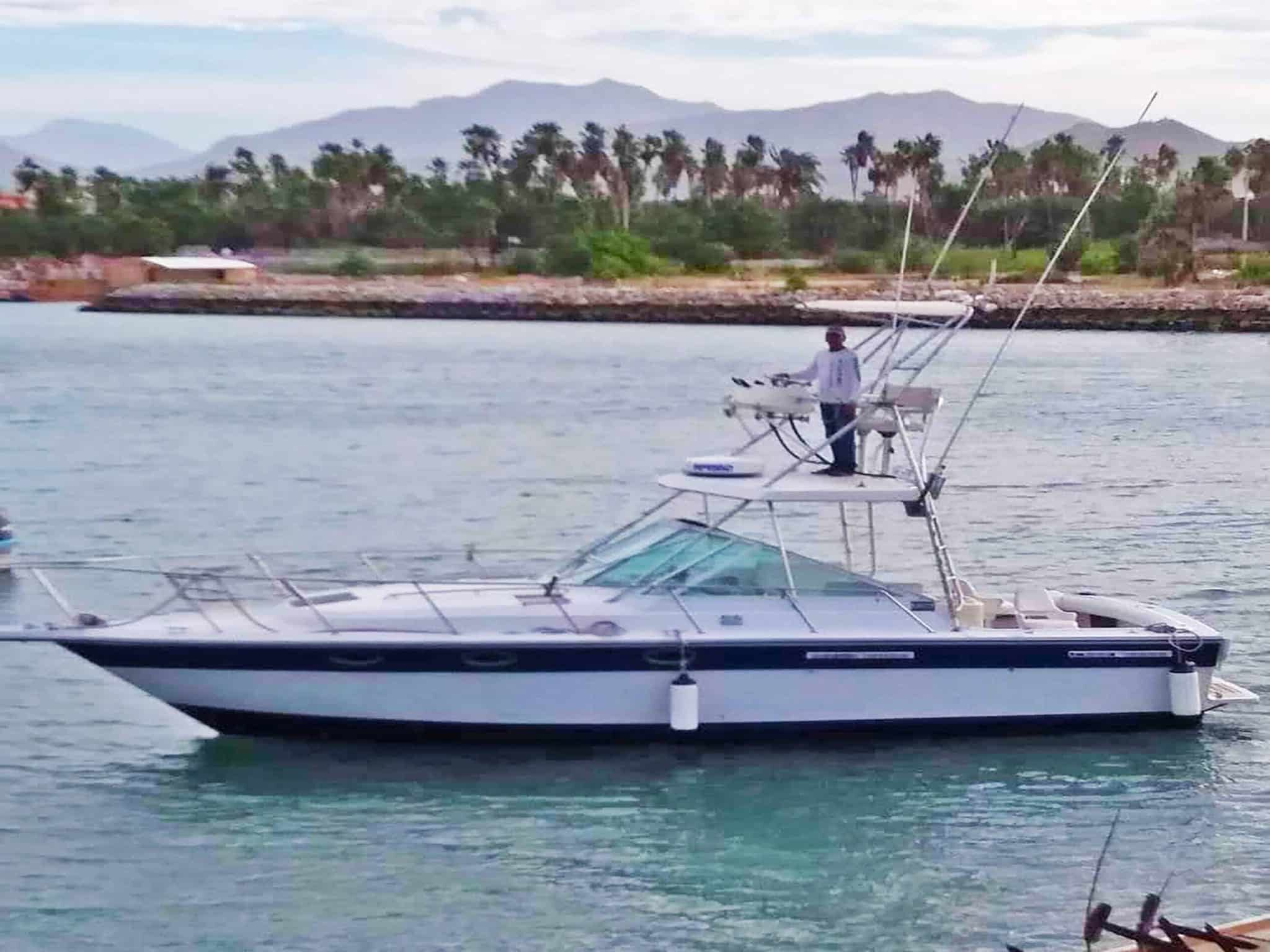 Daliken fishing crew at Gordo Banks