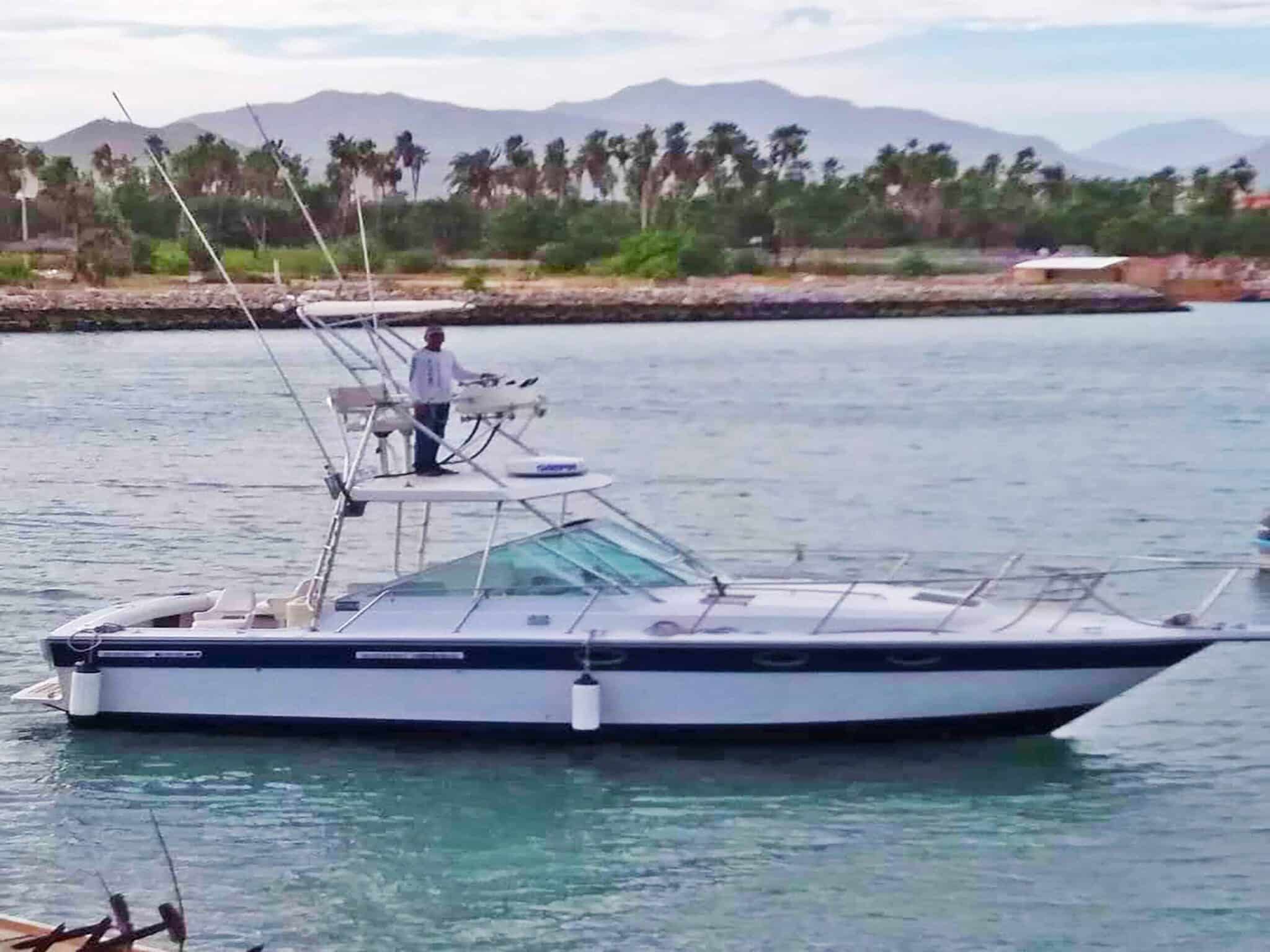 35ft sport cruiser with private bathroom, up to 6 guests.