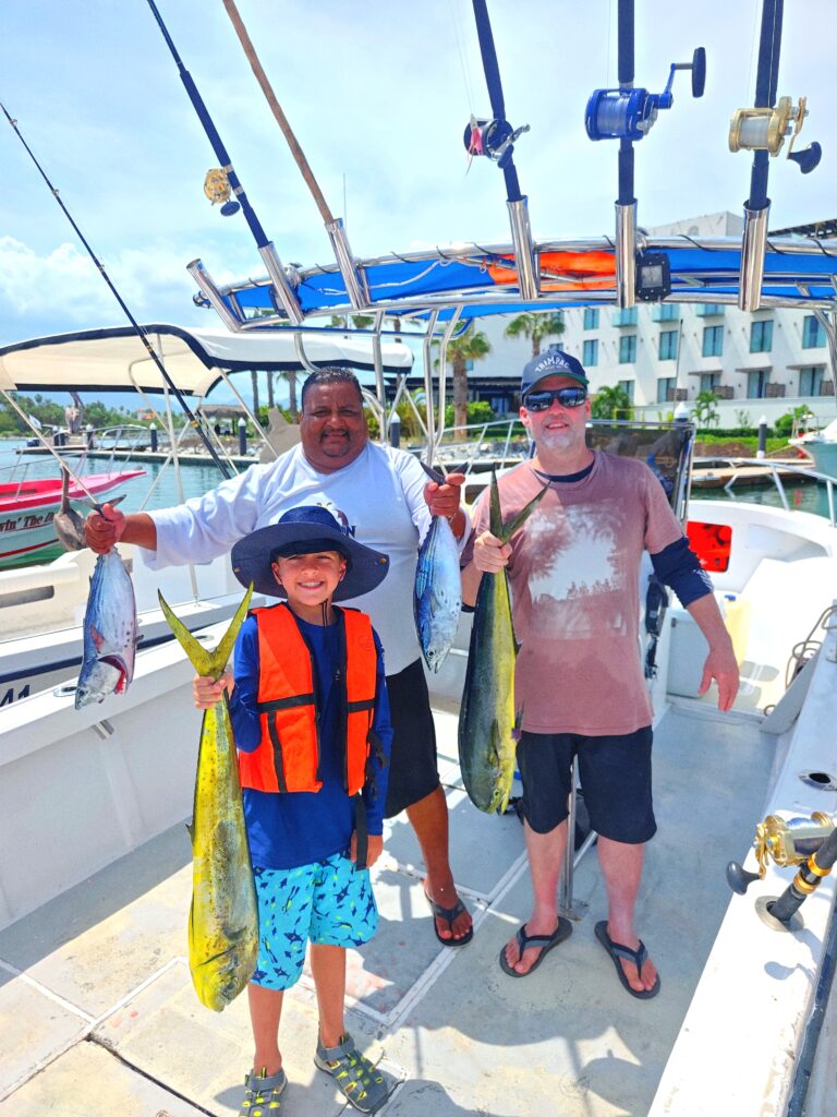 Family friendly private panga fishing charter in San José del Cabo Los Cabos