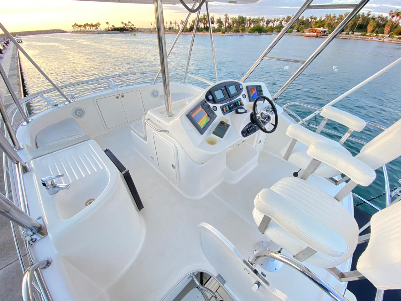 Luxury yacht charter in San José del Cabo for special occasions