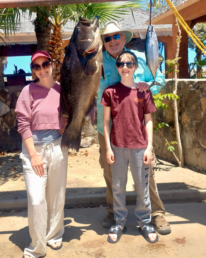 Angler with reef snapper on Daliken reef fishing charter in San José del Cabo