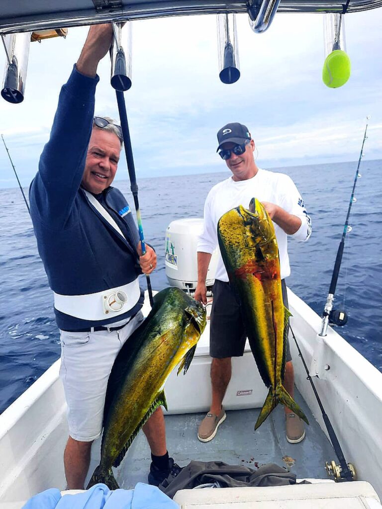 Mahi mahi fishing charter near Marina Inn Los Cabos with Daliken