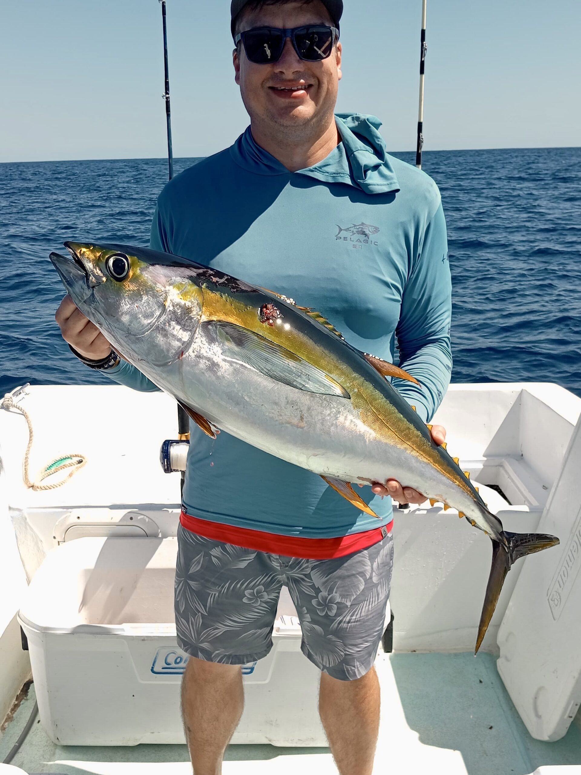 Client with 20 lb tuna – San José del Cabo panga