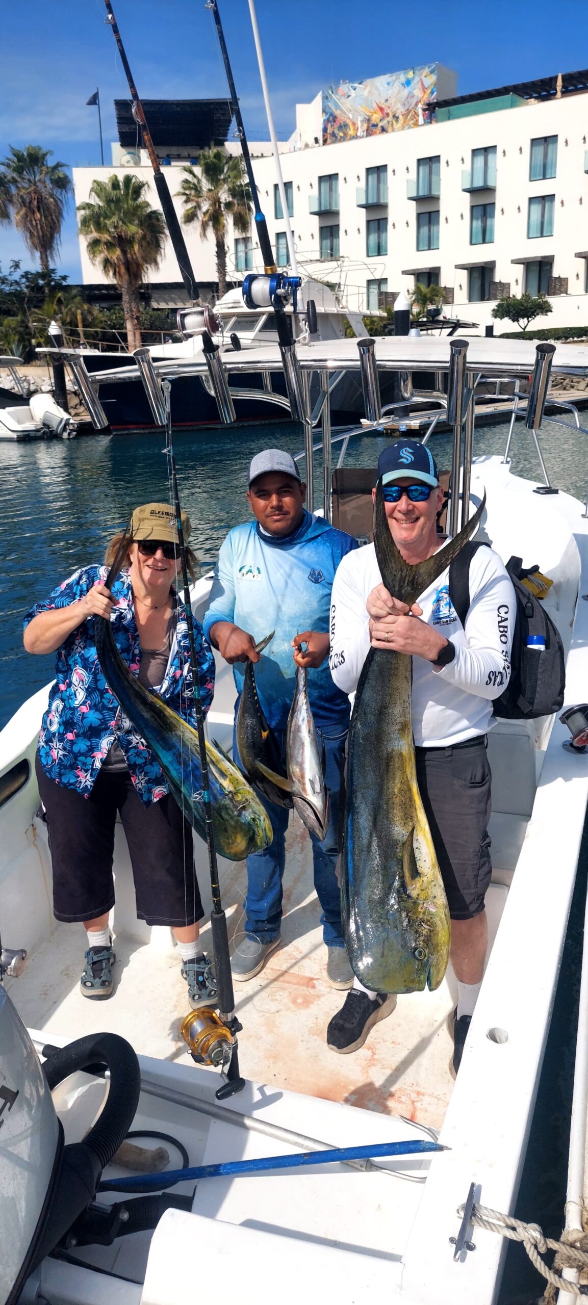 Yellowfin tuna catch with Daliken Sportfishing offshore at Gordo Banks San Jose del Cabo