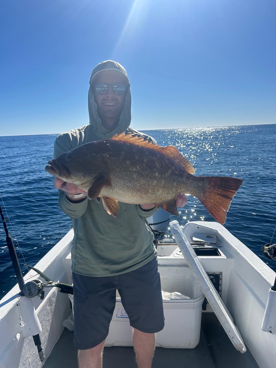 Daliken Sportfishing client photo with mahi mahi tuna roosterfish or grouper in San José del Cabo