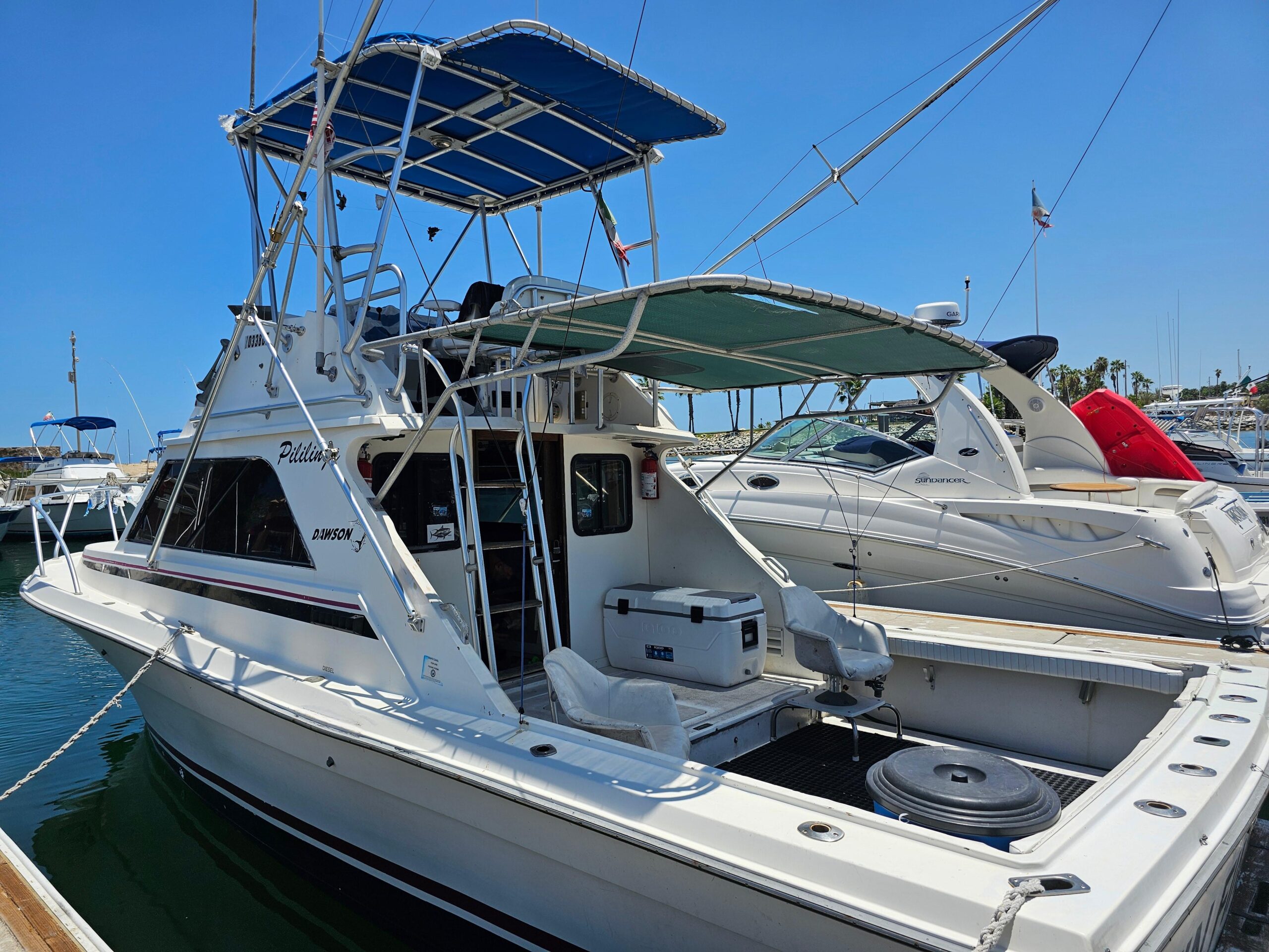 Daliken Finfinder 35ft offshore sportfisher