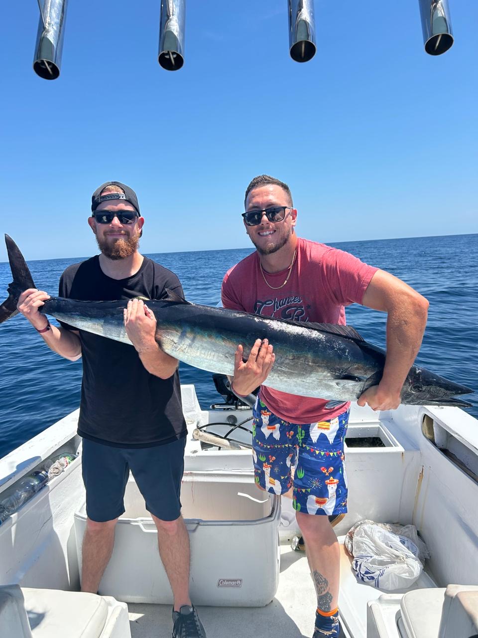 Happy anglers with fish caught near Iman and Cardón on a San José del Cabo fishing charter