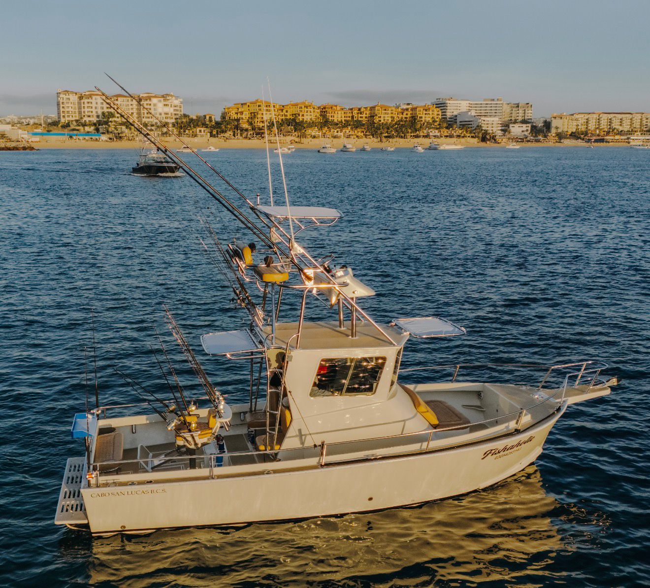 Sportfisher 32ft Cabo fishing charter boat Daliken Sportfishing